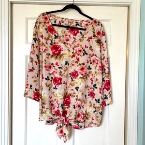 Floral tie blouse with cut out sleeves 3x